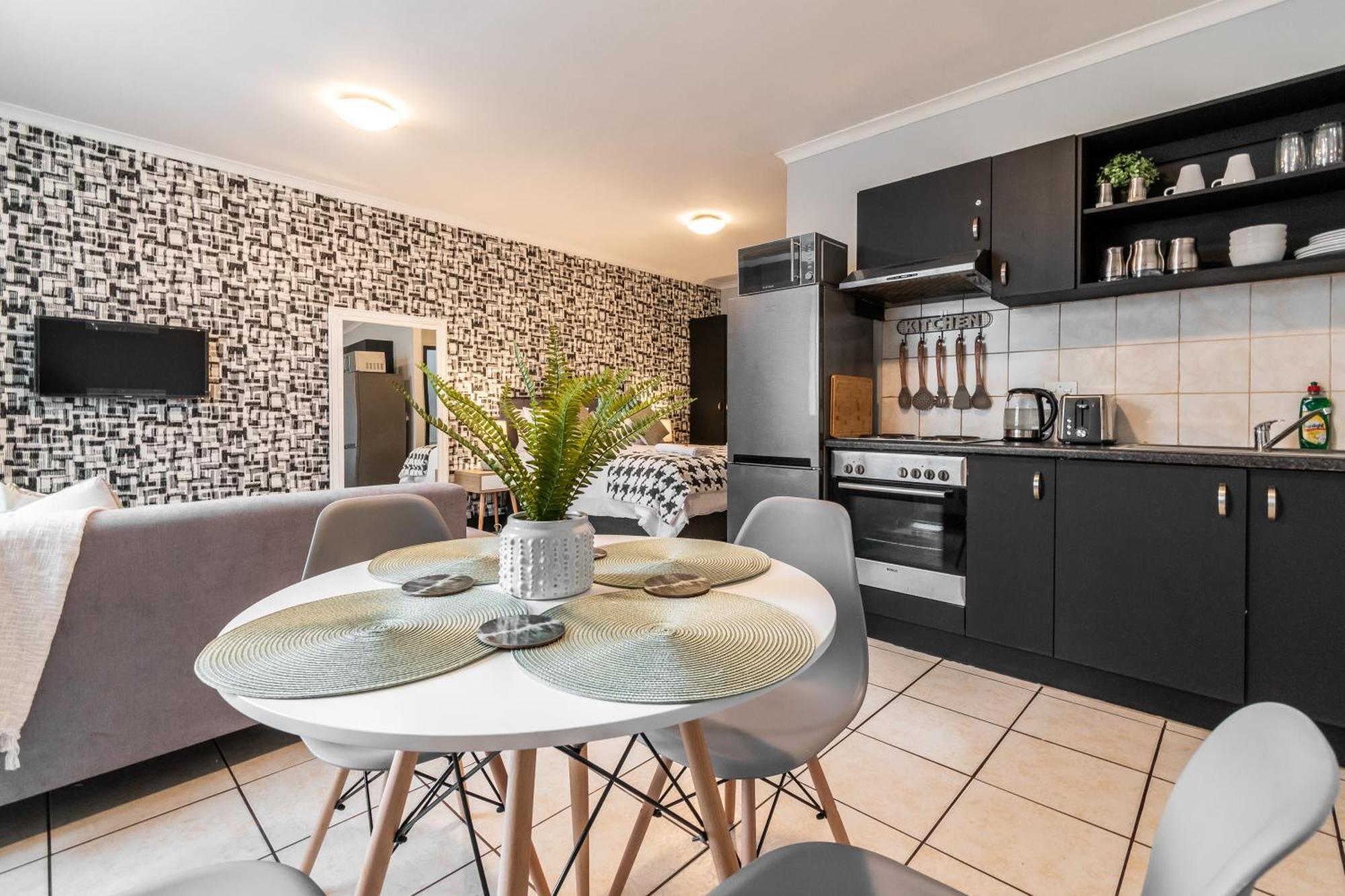 The Square 135- Studio With Free Parking, Pool & Gym Access Διαμέρισμα Κέιπ Τάουν Εξωτερικό φωτογραφία