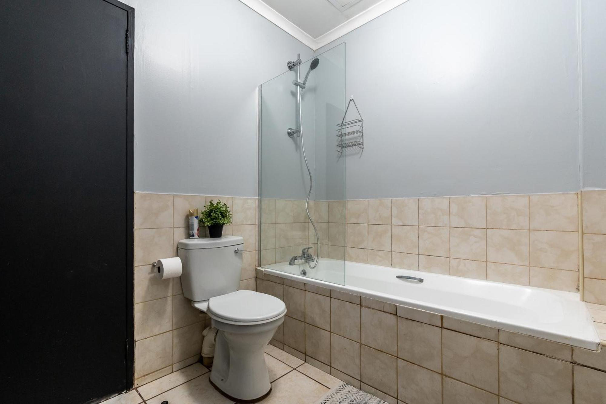 The Square 135- Studio With Free Parking, Pool & Gym Access Διαμέρισμα Κέιπ Τάουν Εξωτερικό φωτογραφία
