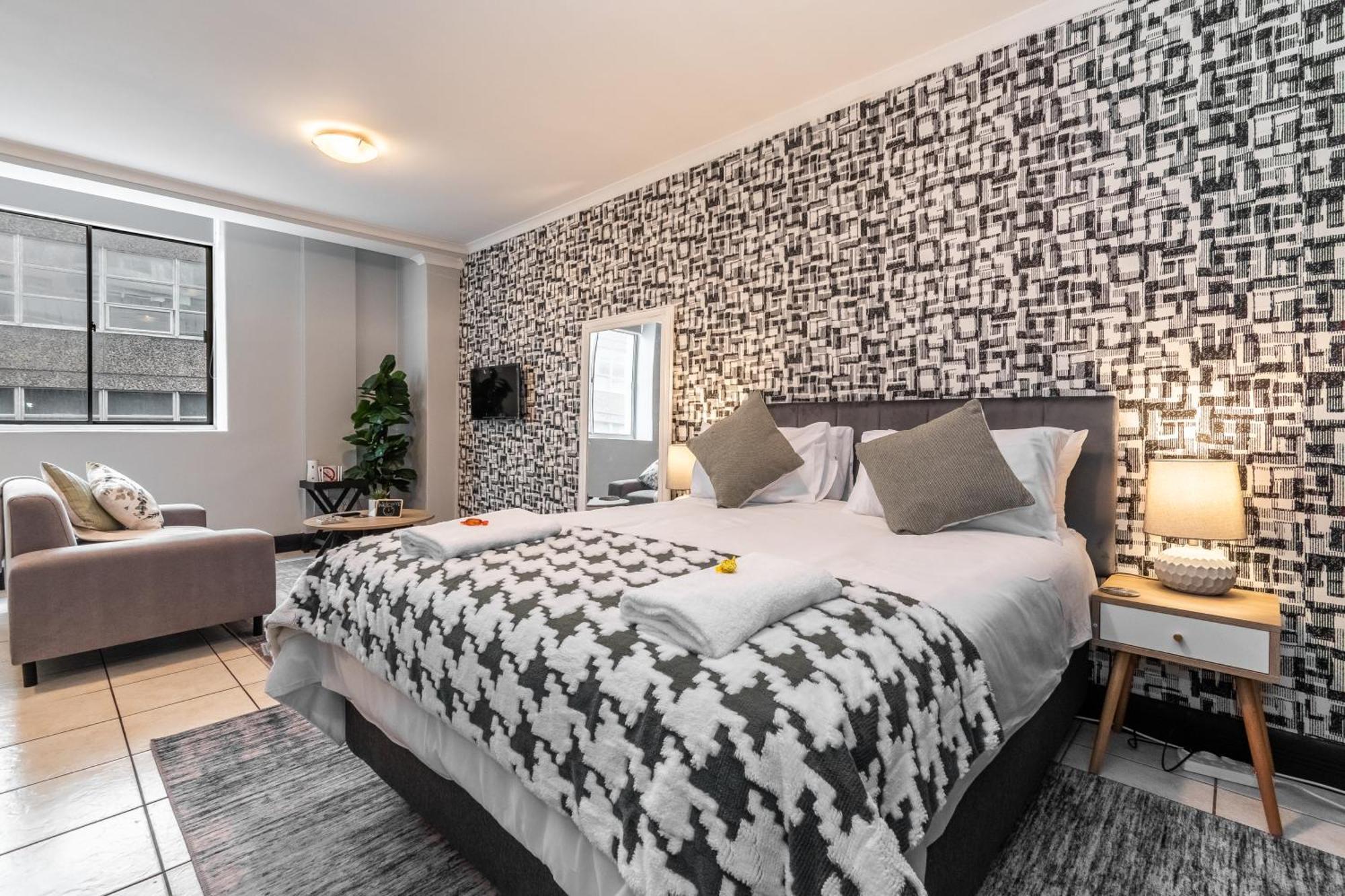 The Square 135- Studio With Free Parking, Pool & Gym Access Διαμέρισμα Κέιπ Τάουν Εξωτερικό φωτογραφία