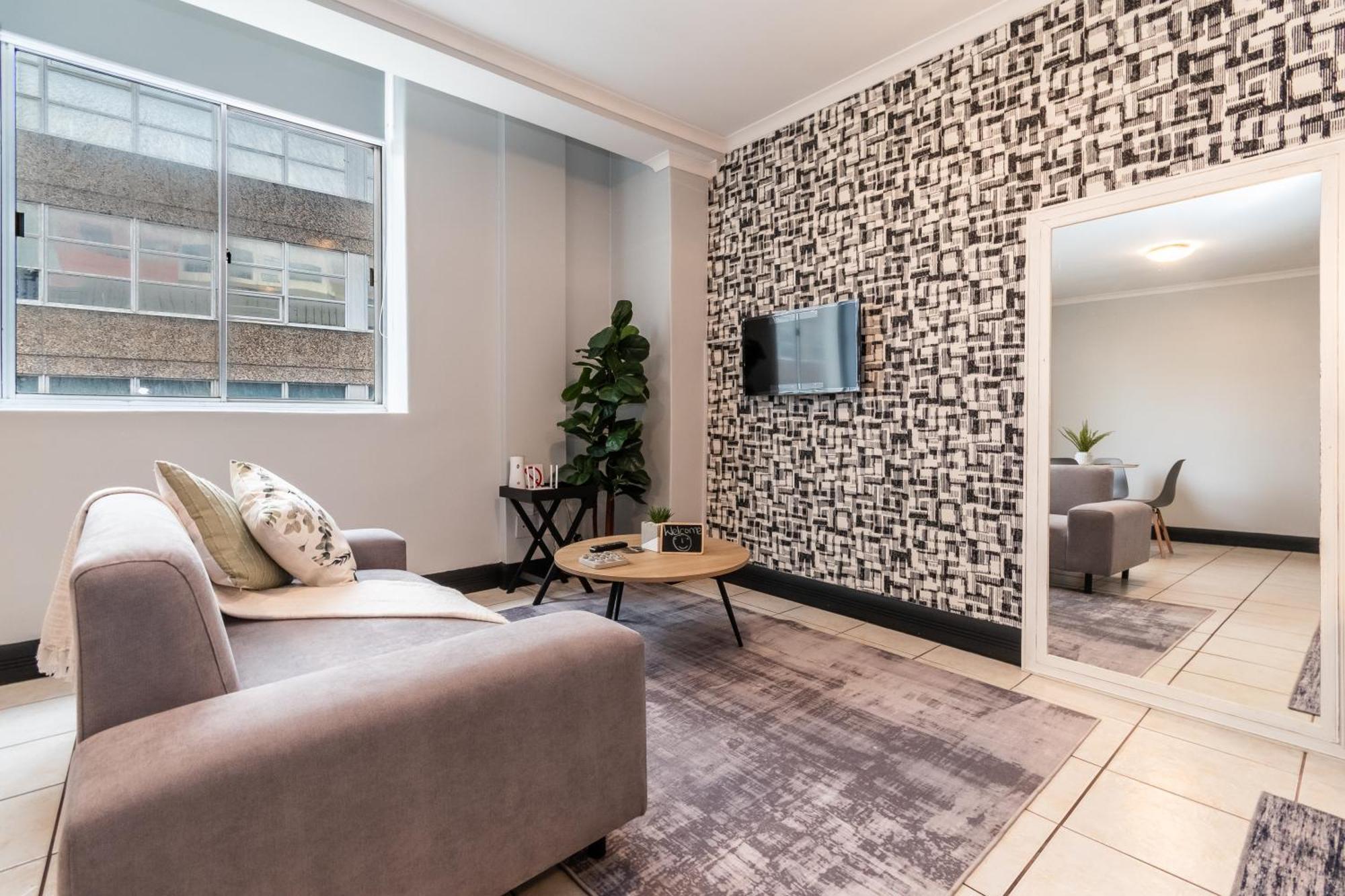 The Square 135- Studio With Free Parking, Pool & Gym Access Διαμέρισμα Κέιπ Τάουν Εξωτερικό φωτογραφία