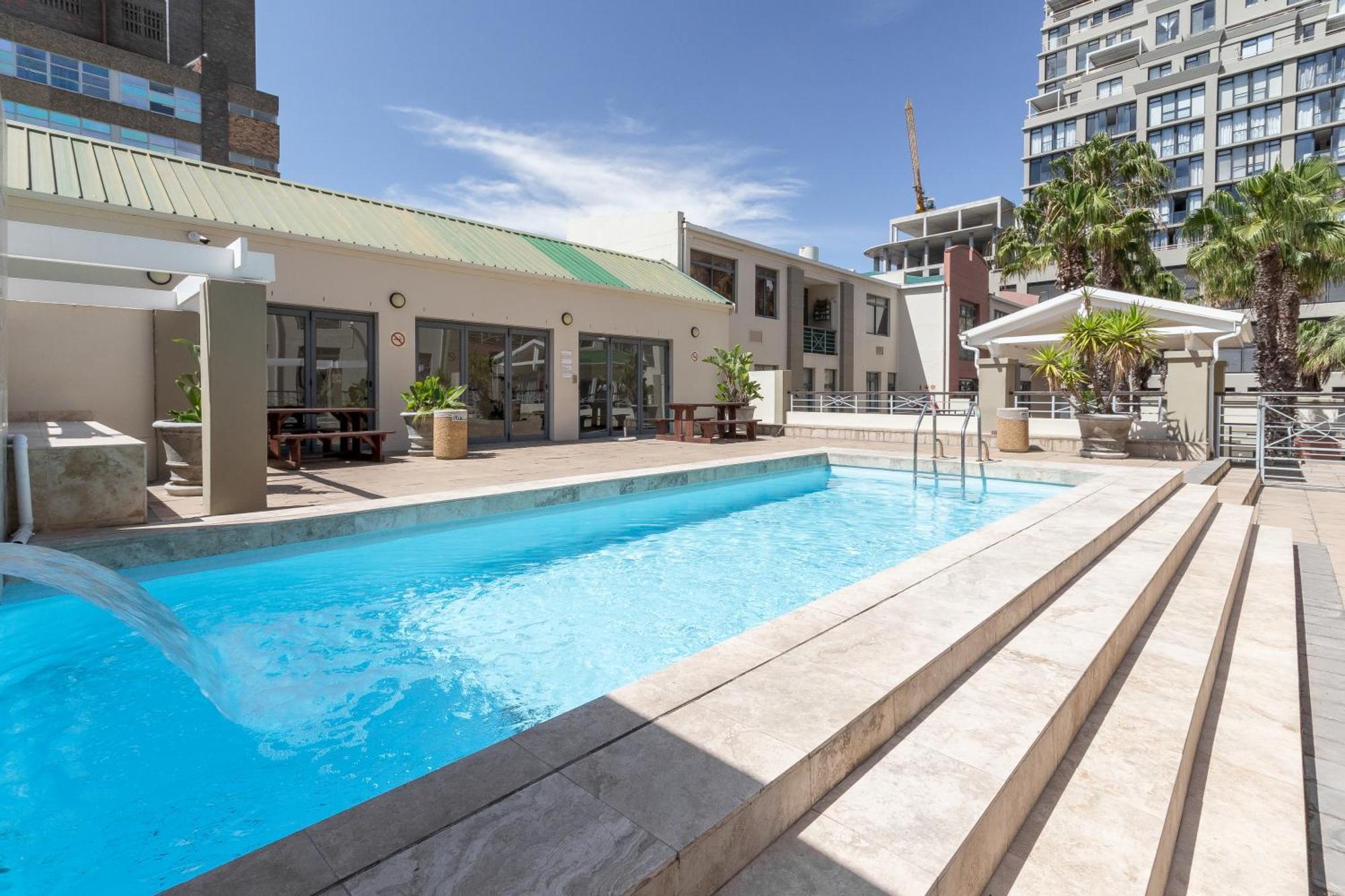 The Square 135- Studio With Free Parking, Pool & Gym Access Διαμέρισμα Κέιπ Τάουν Εξωτερικό φωτογραφία