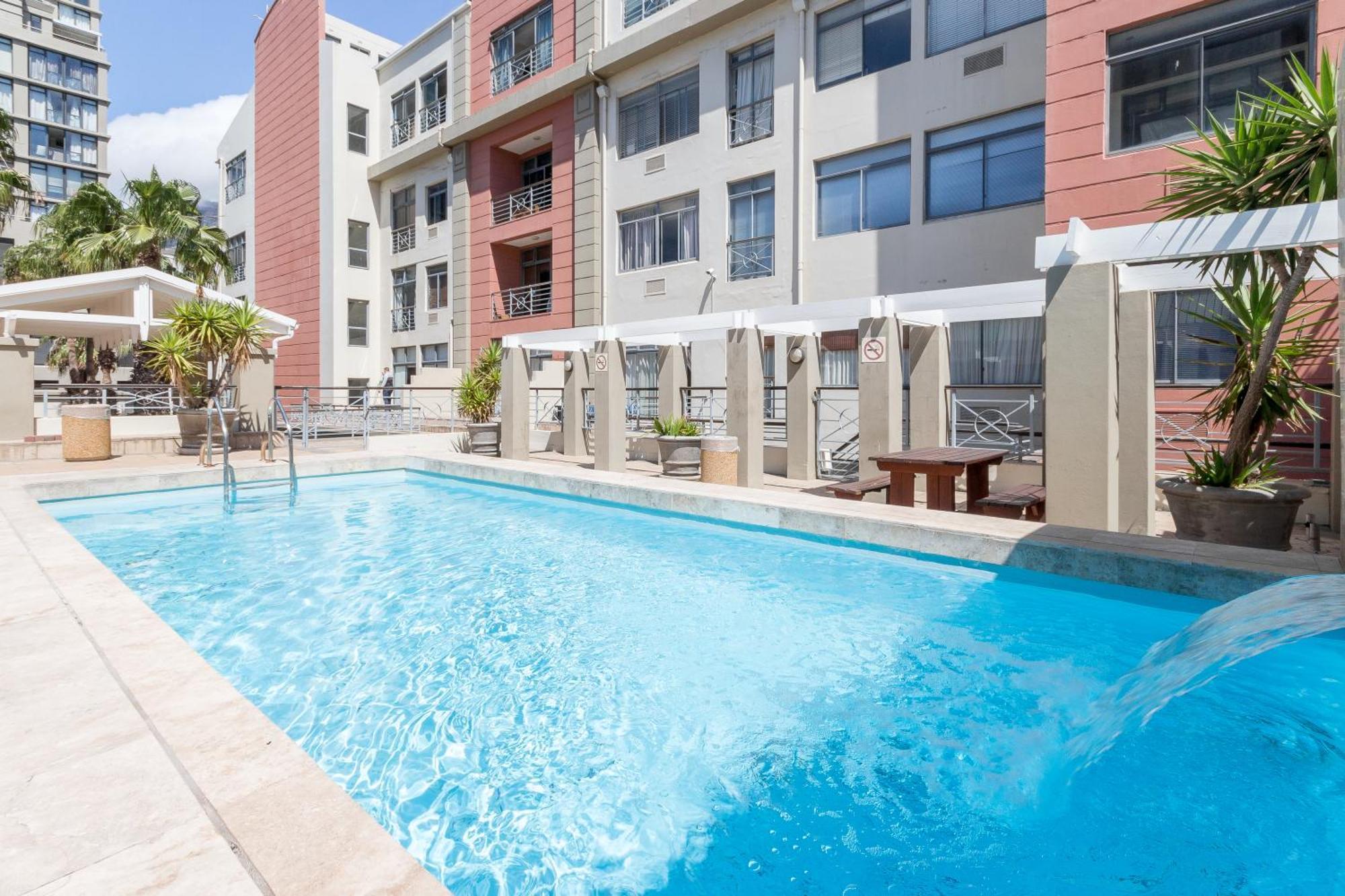 The Square 135- Studio With Free Parking, Pool & Gym Access Διαμέρισμα Κέιπ Τάουν Εξωτερικό φωτογραφία